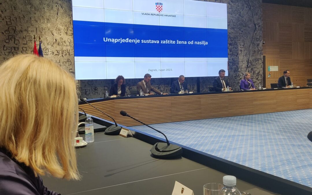 Predstavnice ženskih nevladinih organizacija i inicijativa na sastanku s Premijerom 